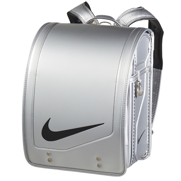 NIKE ナイキ　ランドセル　シルバー　メタリック　完売商品　レア NIKE ナイキ ランドセル シルバー×ブラック